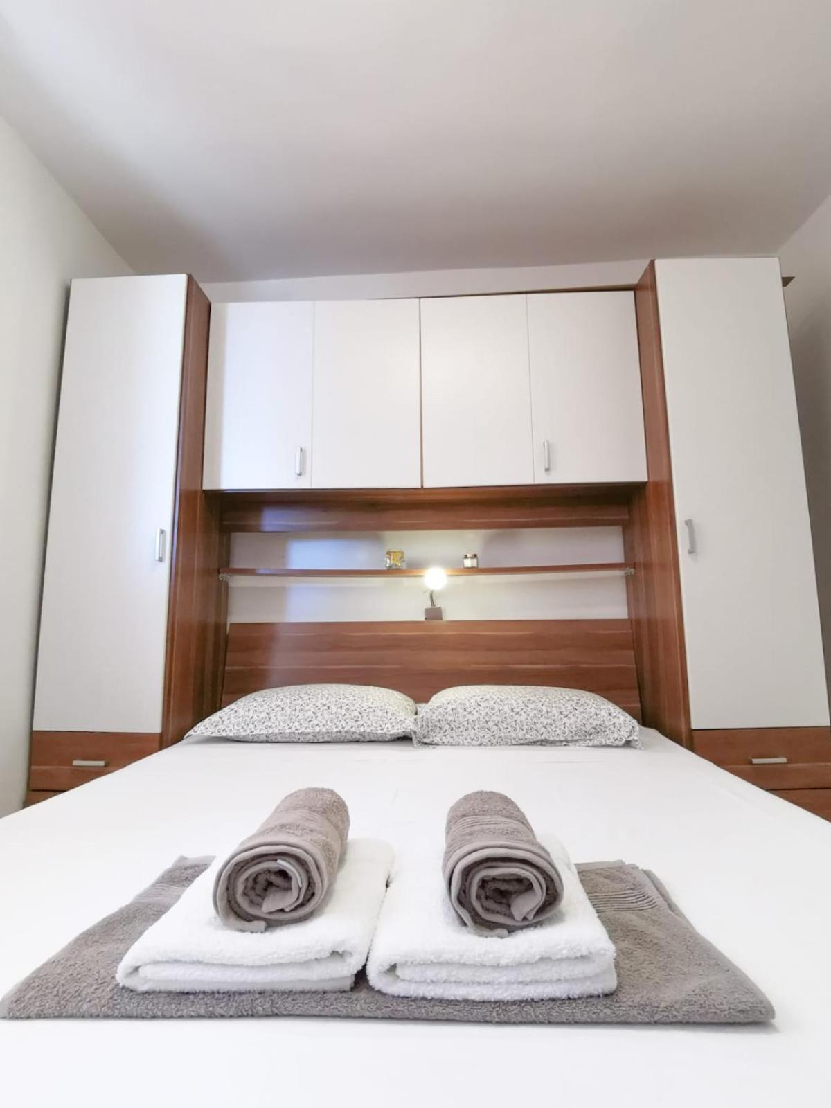 Apartments By The Sea Mimice, Omis - 14230 Стая снимка